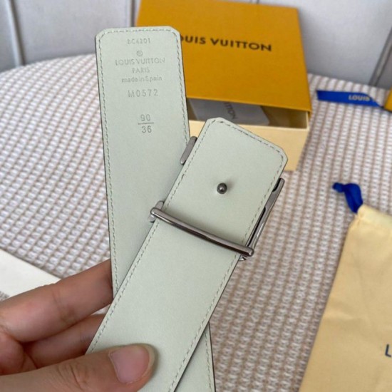 Replica Cintura reversibile Louis Vuitton Louis Vuitton Shape MNG da arrampicata 40 mm M0572V imitazioni Miglior Prezzo Cintura reversibile Louis Vuitton Louis Vuitton Shape MNG da arrampicata 40 mm M0572V Replica