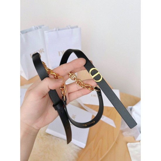Replica Cintura Dior Caro 15MM in pelle di vitello e catena Nera imitazioni Miglior Prezzo Cintura Dior Caro 15MM in pelle di vitello e catena Nera Replica