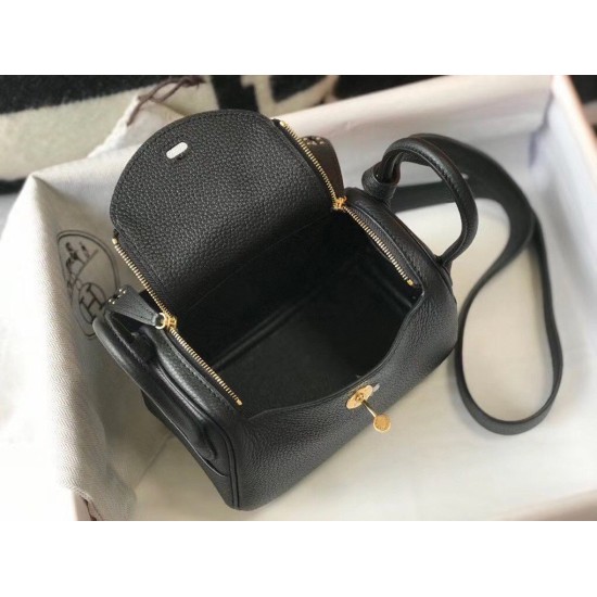 Replica Borsa Hermes Lindy Mini Pelle di vitello Clemence nera imitazioni Miglior Prezzo Borsa Hermes Lindy Mini Pelle di vitello Clemence nera Replica