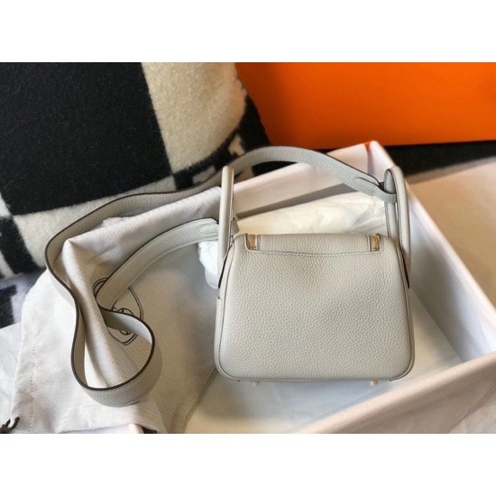 Replica Borse Imitazioni Hermes Mini Lindy Clemence grigio perla imitazioni Miglior Prezzo Borse Imitazioni Hermes Mini Lindy Clemence grigio perla Replica