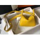 Replica Borsa Hermes Lindy Mini Clemence in pelle di vitello gialla imitazioni Miglior Prezzo Borsa Hermes Lindy Mini Clemence in pelle di vitello gialla Replica