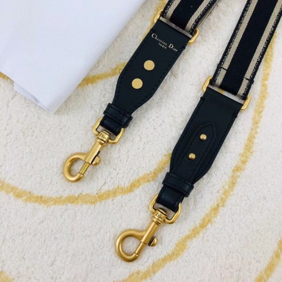 Replica Tracolla regolabile con ricamo Dior Nera imitazioni Miglior Prezzo Tracolla regolabile con ricamo Dior Nera Replica