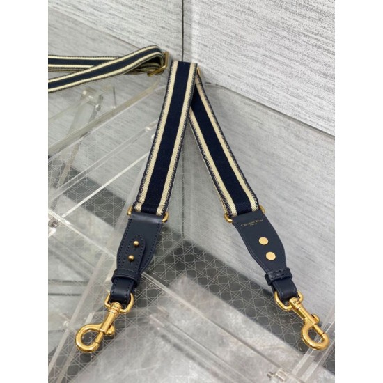 Replica Tracolla regolabile Dior con ricamo ad anello Tela Blu imitazioni Miglior Prezzo Tracolla regolabile Dior con ricamo ad anello Tela Blu Replica
