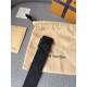 Dupe LV Initiales 40MM Cintura reversibile Taiga M0157V imitazioni perfette Replica LV Initiales 40MM Cintura reversibile Taiga M0157V Griffate