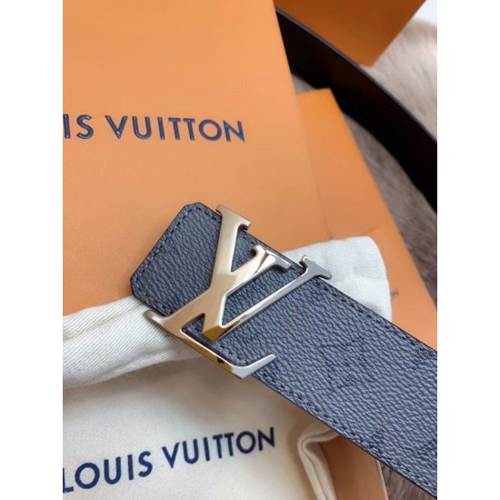 Dupe Louis Vuitton Initiales 40MM Cintura reversibile Monogram Eclipse M0285V imitazioni perfette Replica Louis Vuitton Initiales 40MM Cintura reversibile Monogram Eclipse M0285V Griffate