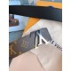 Replica Spray Louis Vuitton 40mm Cintura reversibile Monogram M0332Q Griffate