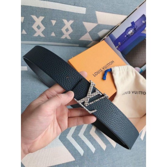 Replica Cintura reversibile Damier Louis Vuitton 40MM argento M0336V Griffate