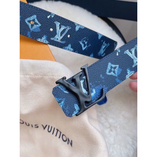 Dupe Cintura Louis Vuitton Shape 40mm Motivo Monogram M0359V imitazioni perfette Replica Cintura Louis Vuitton Shape 40mm Motivo Monogram M0359V Griffate