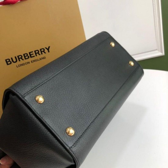Replica Burberry Buckle Bag 0221 Nero Outlet Burberry Buckle Bag 0221 Nero imitazioni perfette