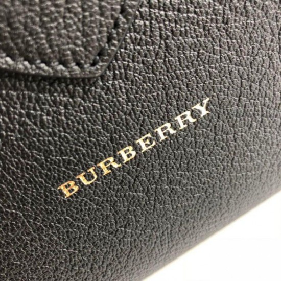 Replica Burberry Buckle Bag 0221 Nero Outlet Burberry Buckle Bag 0221 Nero imitazioni perfette