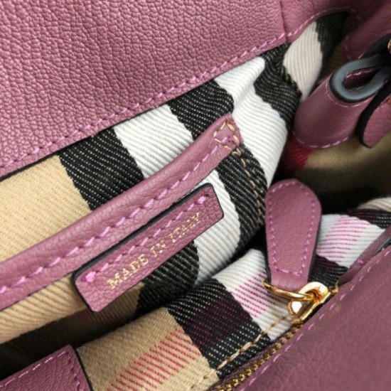 Replica Burberry Buckle Borse 0221 Rose Outlet Burberry Buckle Borse 0221 Rose imitazioni perfette