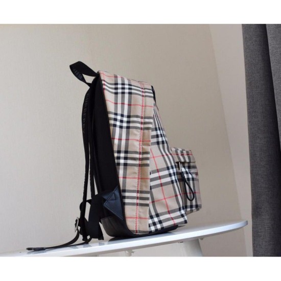 Replica Zaino Burberry con motivo Vintage check e icona Stripe Outlet Zaino Burberry con motivo Vintage check e icona Stripe imitazioni perfette