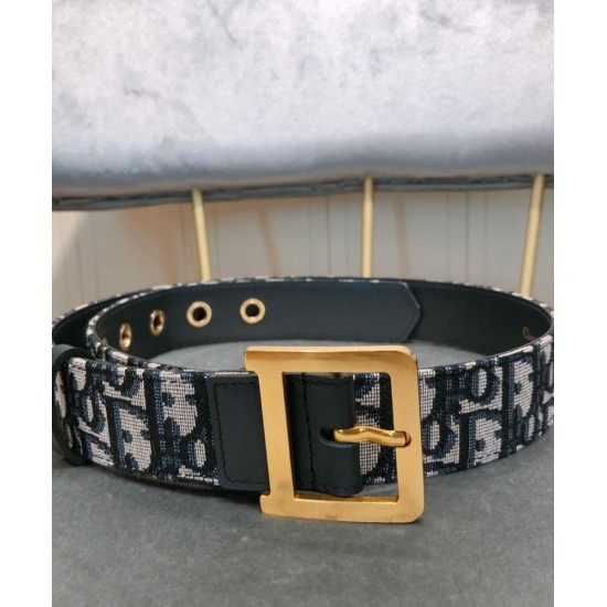 replica Cintura Christian Dior Diorquake Dior Oblique da donna blu scuro Dupe Perfetta Cloni Firmate replica Cintura Christian Dior Diorquake Dior Oblique da donna blu scuro imitazioni