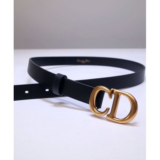 replica Cintura in pelle di vitello Saddle Christian Dior Nera Dupe Perfetta Cloni Firmate replica Cintura in pelle di vitello Saddle Christian Dior Nera imitazioni