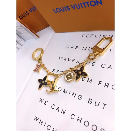 Cloni Firmate Spring Street Chain Bag Charm M68999 imitazioni