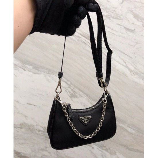 Dupe Mini borsa a tracolla Prada Re-Edition in nylon 1TT122 imitazioni perfette Replica Mini borsa a tracolla Prada Re-Edition in nylon 1TT122 Griffate