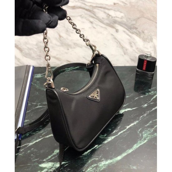 Dupe Mini borsa a tracolla Prada Re-Edition in nylon 1TT122 imitazioni perfette Replica Mini borsa a tracolla Prada Re-Edition in nylon 1TT122 Griffate