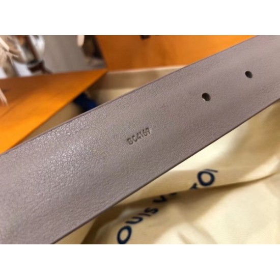 Dupe Qualità da grande replica Cintura Louis Vuitton Essential 30mm M0241W imitazioni perfette Replica Qualità da grande Cintura Louis Vuitton Essential 30mm M0241W Griffate