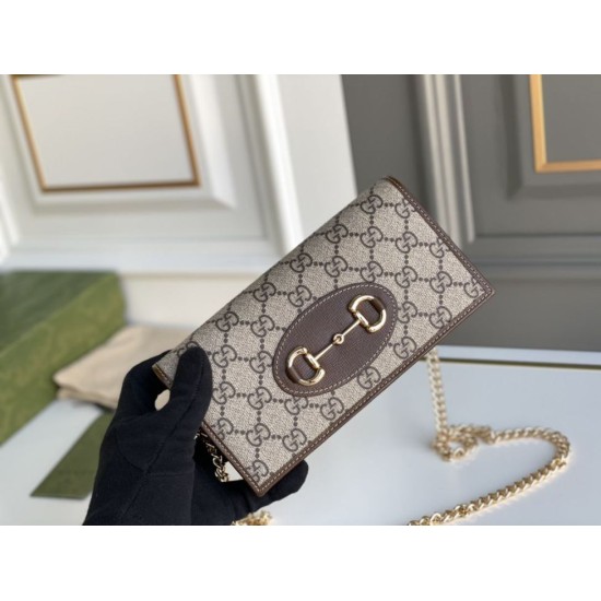 Portafoglio Gucci Horsebit 1955 con catena 621892 Caffè Portafoglio Gucci Horsebit 1955 con catena 621892 Caffè
