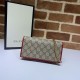Portafoglio Gucci Horsebit 1955 con catena 621892 Rosso Portafoglio Gucci Horsebit 1955 con catena 621892 Rosso