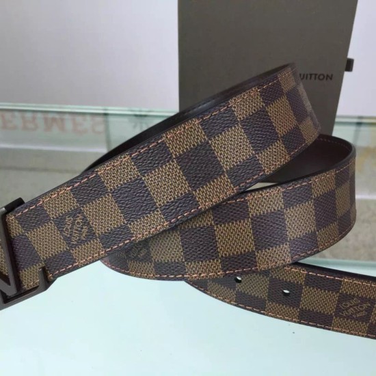 Replica Alta gamma Initiales Damier Ebene Cinture M9807S Imitazioni Replica perfette Alta gamma Initiales Damier Ebene Cinture M9807S
