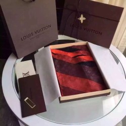 llusion V scialle M75744 llusion V scialle M75744