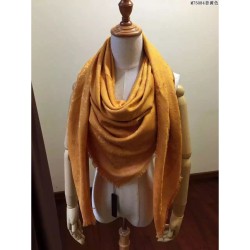 Replica Pari Monogram Giallo Scialle M75084 Pari replica Monogram Giallo Scialle M75084 imitazioni perfette