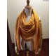Replica Pari Monogram Giallo Scialle M75084 Pari replica Monogram Giallo Scialle M75084 imitazioni perfette
