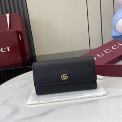 Pari Portafoglio Gucci GG Marmont bicolore con cerniera 456117 nero