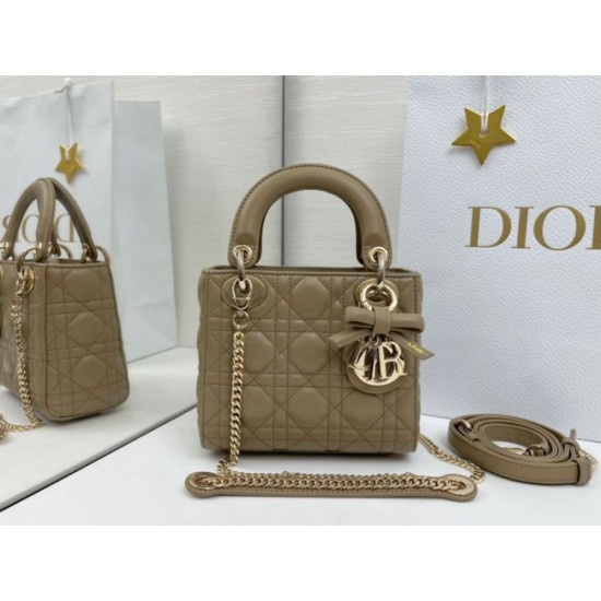 Replica Borse Dior Mini Lady Dior agnello cannage Arco biscotto caldo Imitazioni Replica Borse Dior Mini Lady Dior agnello cannage Arco biscotto caldo