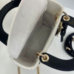 Replica Borse Dior Mini Lady Dior agnello cannage Arco beige/nero Imitazioni Replica Borse Dior Mini Lady Dior agnello cannage Arco beige/nero