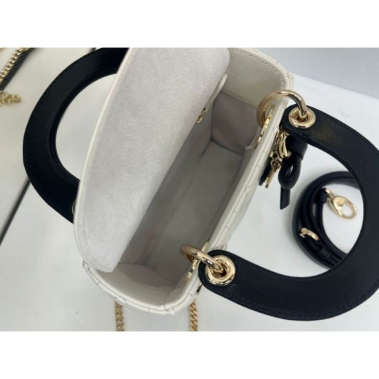 Replica Borse Dior Mini Lady Dior agnello cannage Arco beige/nero Imitazioni Replica Borse Dior Mini Lady Dior agnello cannage Arco beige/nero