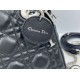Replica Borsa Dior Mini Lady Dior Arco con ciondoli D.I.O.R neri hardware argento Imitazioni Replica Borsa Dior Mini Lady Dior Arco con ciondoli D.I.O.R neri hardware argento