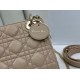 Replica Borse Dior Mini Lady Dior Arco con ciondoli D.I.O.R Beige Imitazioni Replica Borse Dior Mini Lady Dior Arco con ciondoli D.I.O.R Beige