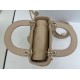 Replica Borse Dior Mini Lady Dior Arco con ciondoli D.I.O.R Beige Imitazioni Replica Borse Dior Mini Lady Dior Arco con ciondoli D.I.O.R Beige