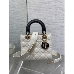 Borse Dior piccola Lady Dior My ABCDior in metallo cannage bianco con ciondolo D.I.O.R