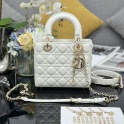 Replica Borsa Dior piccola Lady Dior My ABCDior con ciondolo D.I.O.R agnello cannage bianco
