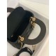 Replica Borsa Mini Lady Dior con cuciture cannage nero Imitazioni Replica Borsa Mini Lady Dior con cuciture cannage nero