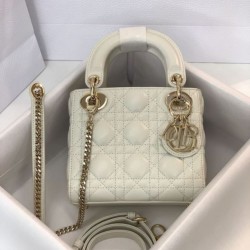 Replica Borsa  1:1 Mini Lady Dior con cuciture cannage bianco