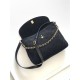 Replica Borsa hobo Chanel 26c AS5886 scamosciata trapuntata nero Imitazioni Replica Borsa hobo Chanel 26c AS5886 scamosciata trapuntata nero