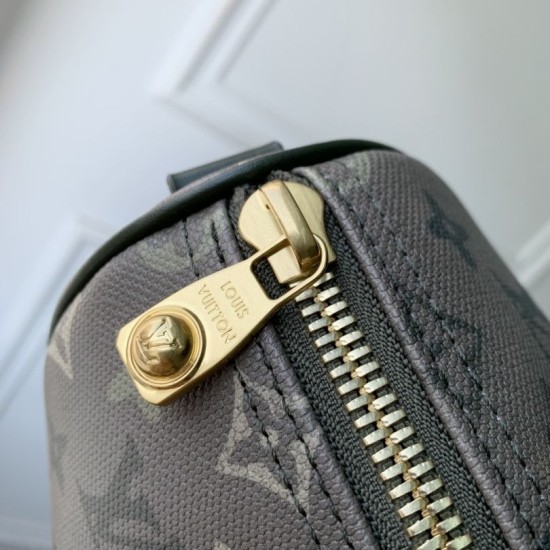 Replica Bora Pari Louis Vuitton Keepall Bandoulière 25 M26930 uomo verde