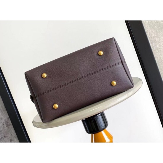 Replica Bora Pari LV Low Key Hobo MM M24856 m24974 Marrone Imitazioni Replica Bora Pari LV Low Key Hobo MM M24856 m24974 Marrone