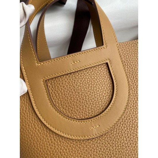 Replica Borsa tote Hermes In The Loop 18 fatta a mano marrone Clemence Imitazioni Replica Borsa tote Hermes In The Loop 18 fatta a mano marrone Clemence