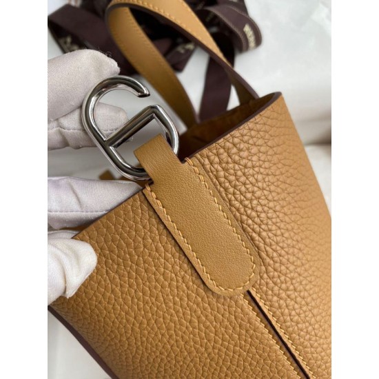 Replica Borsa tote Hermes In The Loop 18 fatta a mano marrone Clemence Imitazioni Replica Borsa tote Hermes In The Loop 18 fatta a mano marrone Clemence