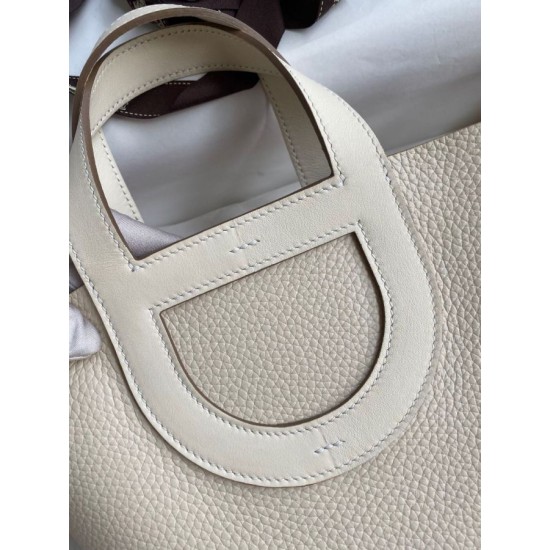 Replica Borse Imitazioni tote Hermes In The Loop 18 fatta a mano beige clemence Imitazioni Replica Borse Imitazioni tote Hermes In The Loop 18 fatta a mano beige clemence