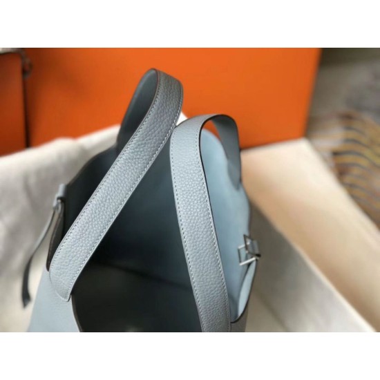 Replica Borsa Tote Hermes Picotin Lock 18/22 Blu Clemence