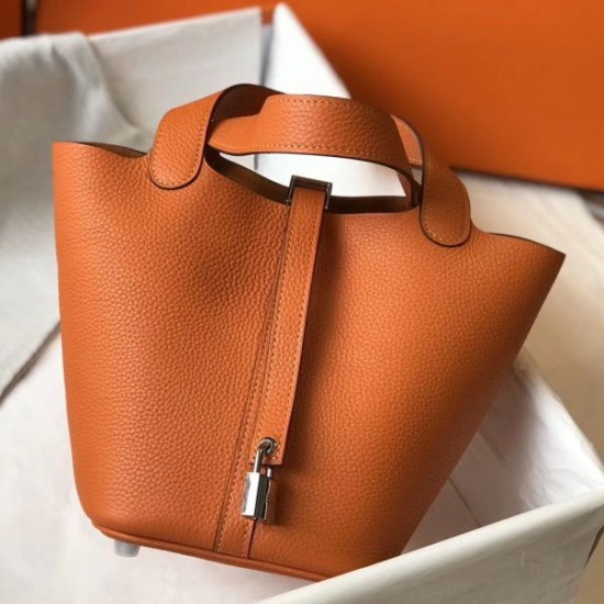 Replica Borsa Tote Hermes Picotin Lock 18/22 Arancione Clemence Imitazioni Replica Borsa Tote Hermes Picotin Lock 18/22 Arancione Clemence