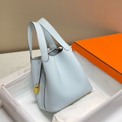 Replica Borse Imitazioni Tote Hermes Picotin Lock 18/22 Azzurro Clemence Imitazioni Replica Borse Imitazioni Tote Hermes Picotin Lock 18/22 Azzurro Clemence