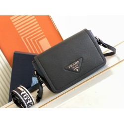 Borsa Pari a tracolla piccola Prada Flap Granata Nera Borsa Pari a tracolla piccola Prada Flap Granata Nera