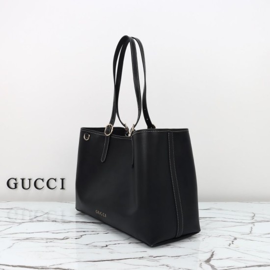 Replica Borse tote media Gucci GG Emblem 815213 nero Riproduzione Fedele Borse Replica tote media Gucci GG Emblem 815213 nero imitazioni
